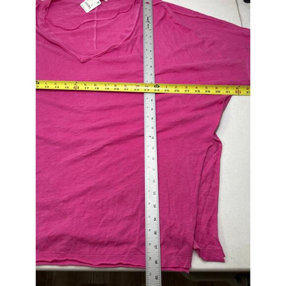 Free People We The Free On My Mind V-Neck Top in Azalea. Size L. NWT - Picture 7 of 9